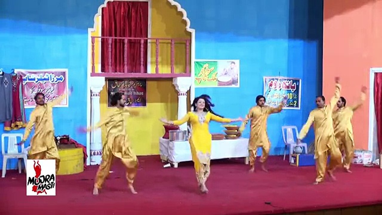 NACHNA EH TERE NAAL AJ SARI RAAT - ZARA AKBAR 2016 MUJRA - PAKISTANI MUJRA DANCE