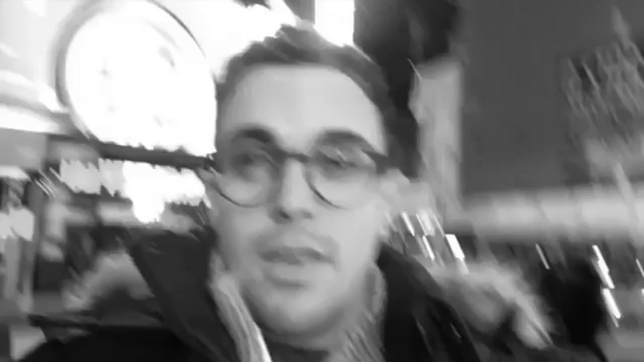 BRASILEIRO SE FINGI DE GRINGO E TROLLA WHINDERSSON NUNES  ‹ Whindersson Nunes ›