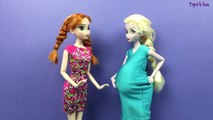 Elsa has 6 baby girls! Elsa gives birth to Kinder surprise egg in funny dre