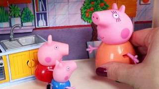 Peppa Pig Toys in English  Peppa Pig cuts Madame Gazelle Clothes _ T