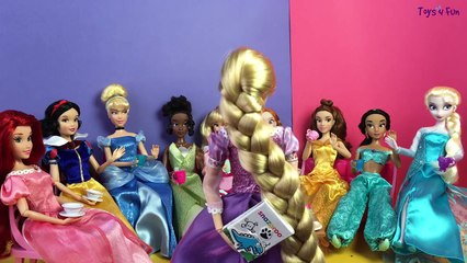 Disney Princess Dolls Playing - Face Painting Fun! Frozen Dolls Videos, Elsa And A