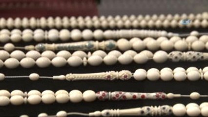 Ev Fiyatına Tespih Bu Sergide