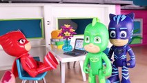 ⚡ PJ MASKS TOYS IN ENGLISH ⚡ PJ Masks go to the Beach _ PJ Masks Toys English-nJZLjIlWQwA