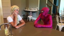 Платье-паук выдавливает кетчуп на Эльзу! Удовольствие Супергеройское кино шутки в реальной жизни в 4K