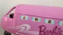 Airplane! Elsa & Anna board Barbie's Glam Jet! Frozen Dolls go on Vacation!