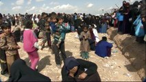 Iraq camps overwhelmed with Mosul's displaced