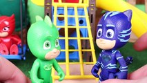 PJ Masks Toys in English ⚡ Gekko has an Accident _ PJ Masks Toys E