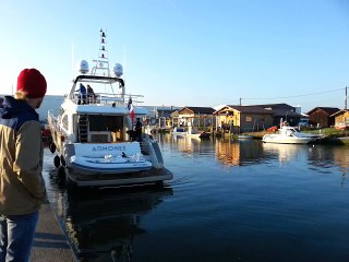 Gujan-Mestras : mise à l'eau d'un nouveau yacht
