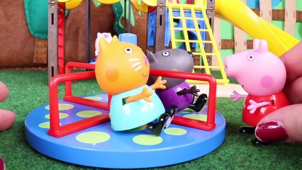 Peppa Pig Toys in English  Peppa Pig Make Up with a Lipstick ❤