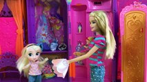 Baby Sitter! Barbie Babysitting Elsa & Anna! Change Diaper Fe