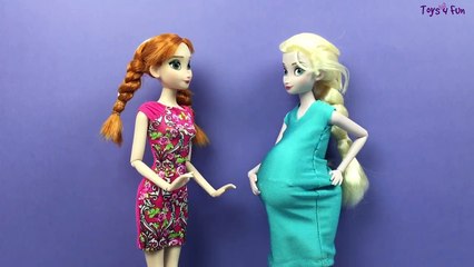 Elsa has 6 baby girls! Elsa gives birth to Kinder surprise egg in funny dream! Frozen video.-