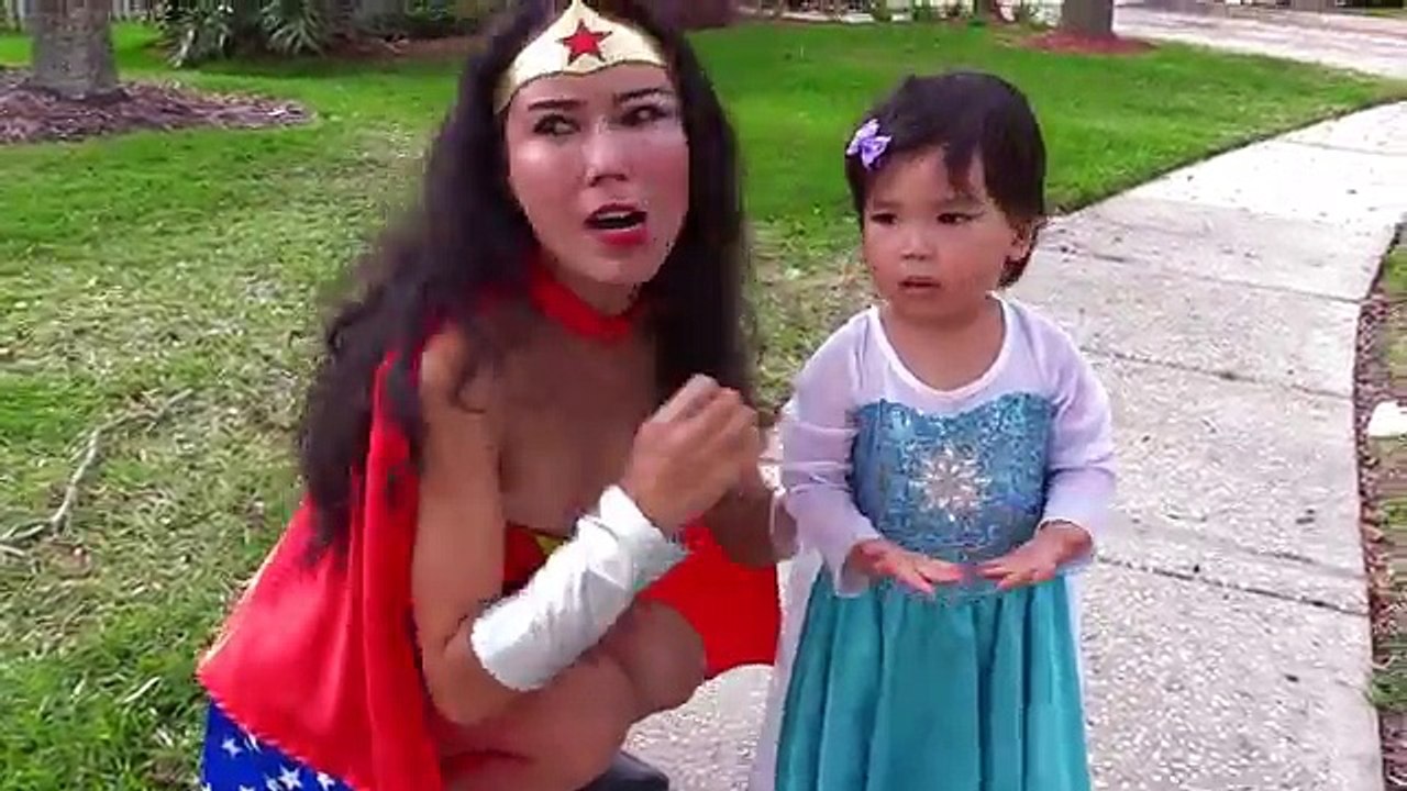 #Chocolate Fountain Challenge w/ Joker Girl, Frozen Elsa, Gross hotdog, McDonalds, Frozen