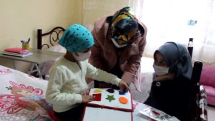 Lösemi Hastası Nisanur İçin Kermes Düzenledi