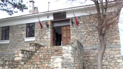 Çanakkale Tarihi Yarım Asırlık Okulda Yaşatılıyor