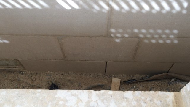 Église Ste-Croix: un chantier de 80 tonnes de pierres