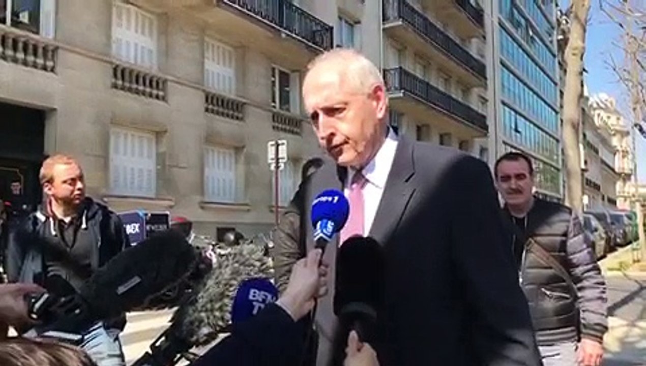 Michel Cadot, le préfet de police de Paris, s'exprime après l'explosion d'une enveloppe piégée