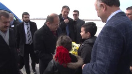 Akdağ: "Kendilerini Çok Akıllı, El Alemi Kör ve Sağır Zannetmesinler"