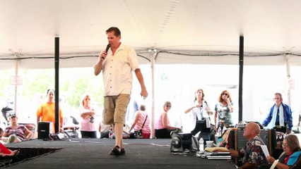 Walt Sanders sings 'Danny Boy' Elvis Week 2016