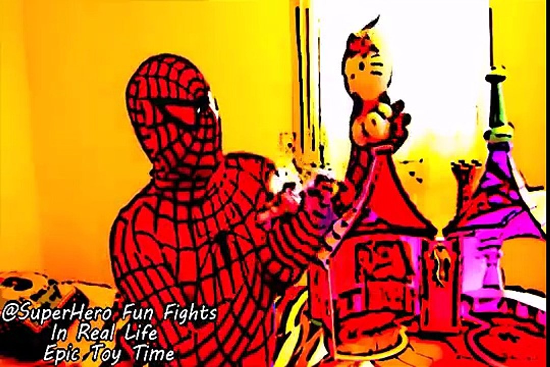 Batman Farts On Spidermans Head Gets Shot In BUTT,Spidergirl,Superman baby,屁蝙蝠侠蜘蛛人的头被枪杀对接，