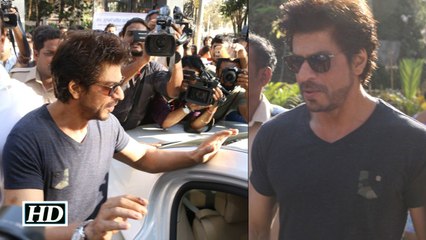 OMG | Media Person HIT by Shah Rukh Khan’s Car