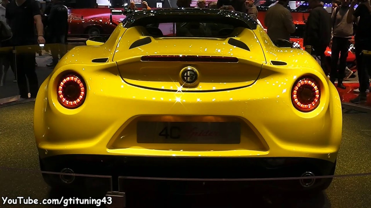 Alfa Romeo 4C Spider Jaune au Salon de Genève 2015