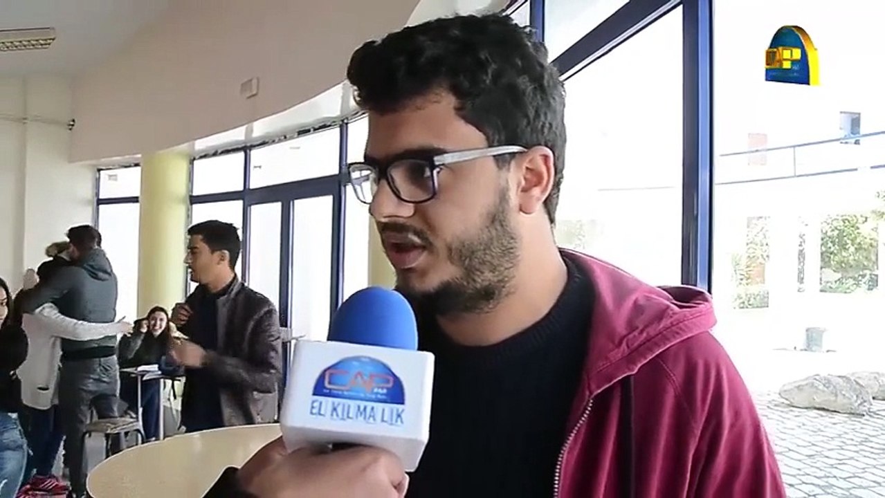 تفرجوا هل طفلة التونسية فاش قاعدة تحكي على العلاقات الجنسية قبل الزواج !!!