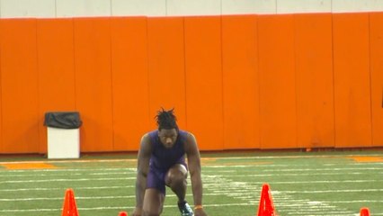 Mike Williams runs 40-yard dash at Clemson Pro Day