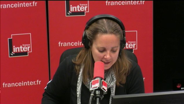 Le couple qui protège Macron et Hamon - Si tu écoutes le sketch