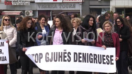 Gratë e Kuvendit Komunal të Ferizajt me protestë kundër gjuhës së Sfarqës