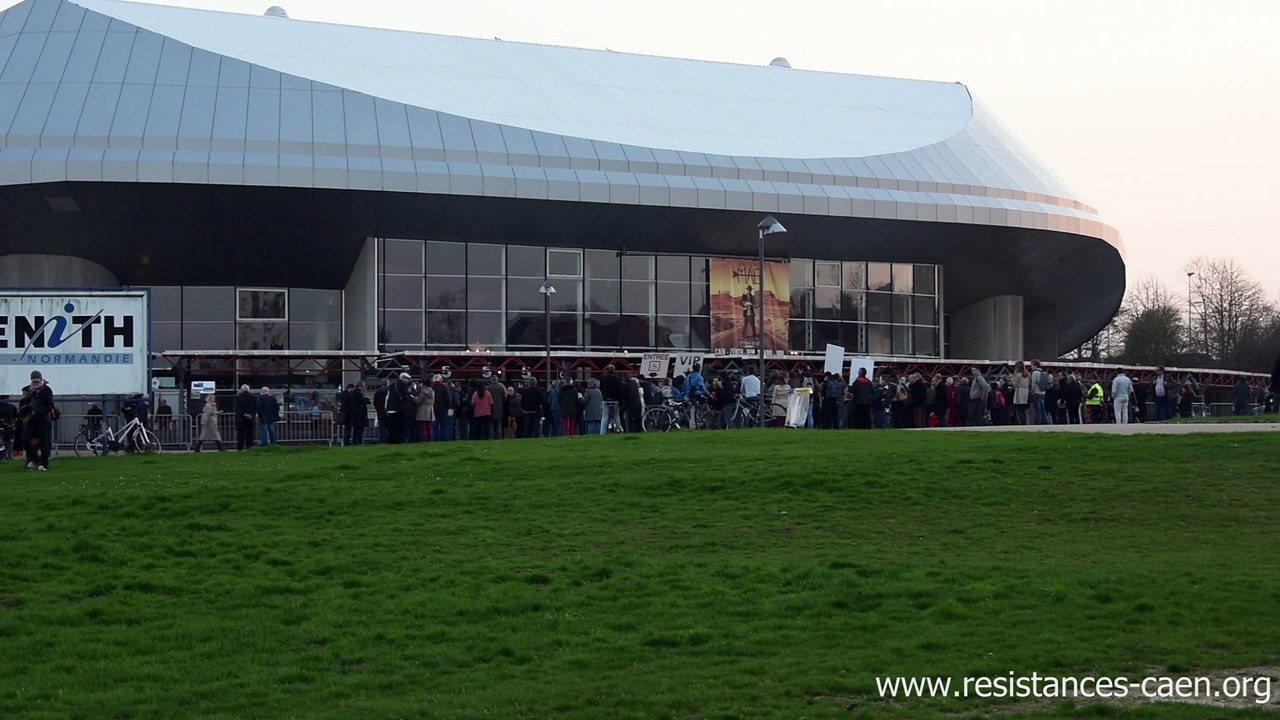Concert de casseroles pour la venue de François Fillon à Caen le 16 mars 2017