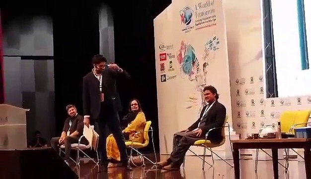 Shaheer Khan strikes again! This time leaving Faisal Javed Khan mesmerized.