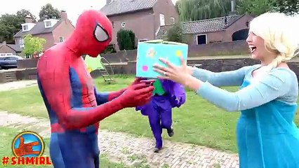 Frozen Elsa DANCING w SPIDERMAN In a Car BAD BABY Joker JOKERS Dab Dance Superhero Fun Vid