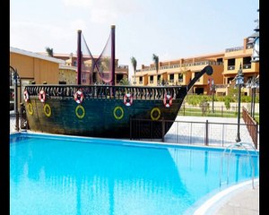 توين هاوس للبيع 6 اكتوبر في كمبوند بيراميدز ووك