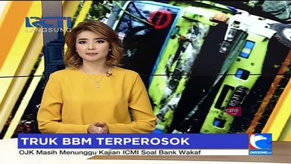 Hindari Motor, Truk BBM di Garut Nyemplung ke Parit