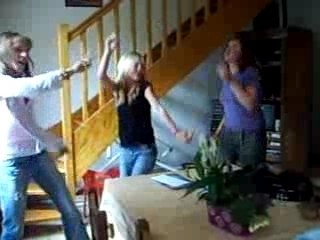 pitit streap tease de chloé