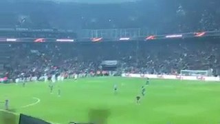 Beşiktaş olimpiyakos maçı gol sonrası sirtaki