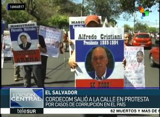 El Salvador: marchan para exigir justicia en casos de corrupción