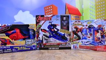 Spiderman Web-Warrior Superhero Toy Fights Iron Patriot and Green Goblin with Web Slingers