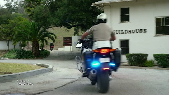 CHIPs: Law And Disorder - Clip - Go Around Me