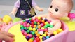 Learn Colors Baby Doll Bath Time M&Ms Chocolate Candy + Surprise Toys Video Compliation