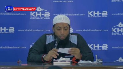 Bagaimana hukumnya makan makanan sesajen - Ustadz Khalid Basalamah