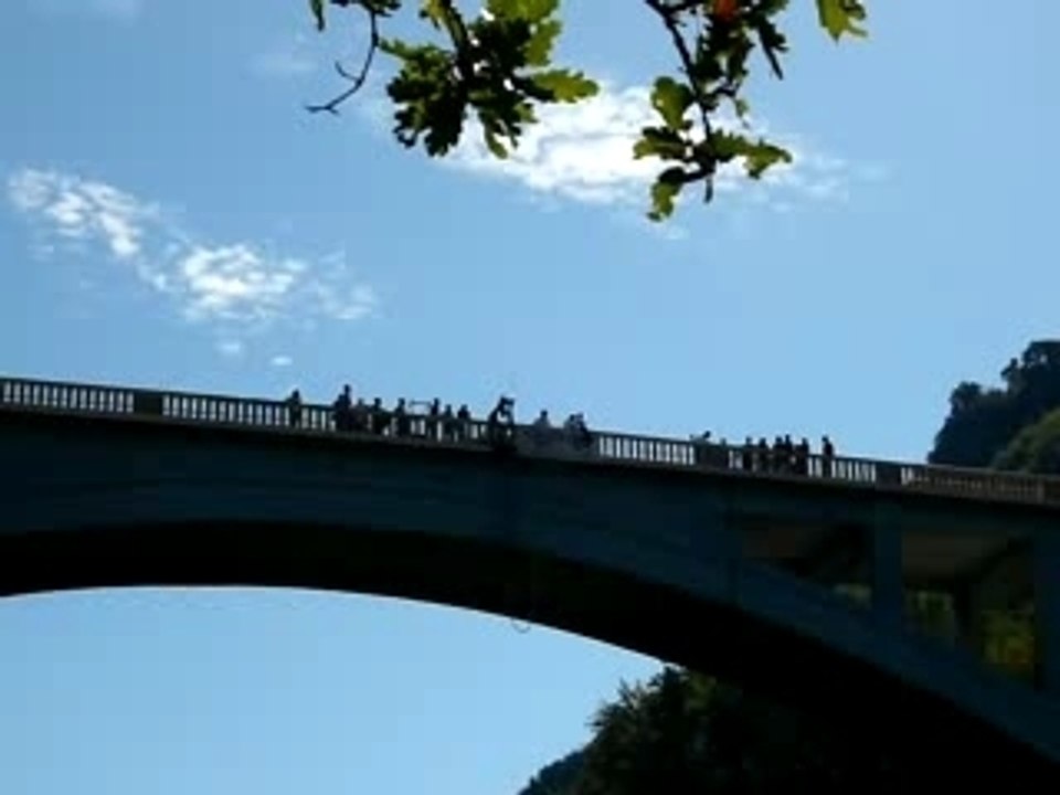 Saut elastique