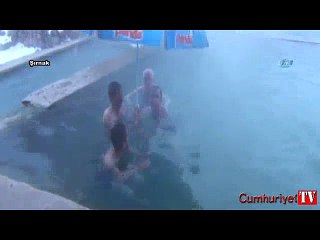 Karda kaplıca keyfi