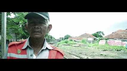 Terharu! Kakek Usia 65 Tahun Ini Pantas Disebut "Pahlawan Masyarakat" Di Lingkungan Sekitarnya