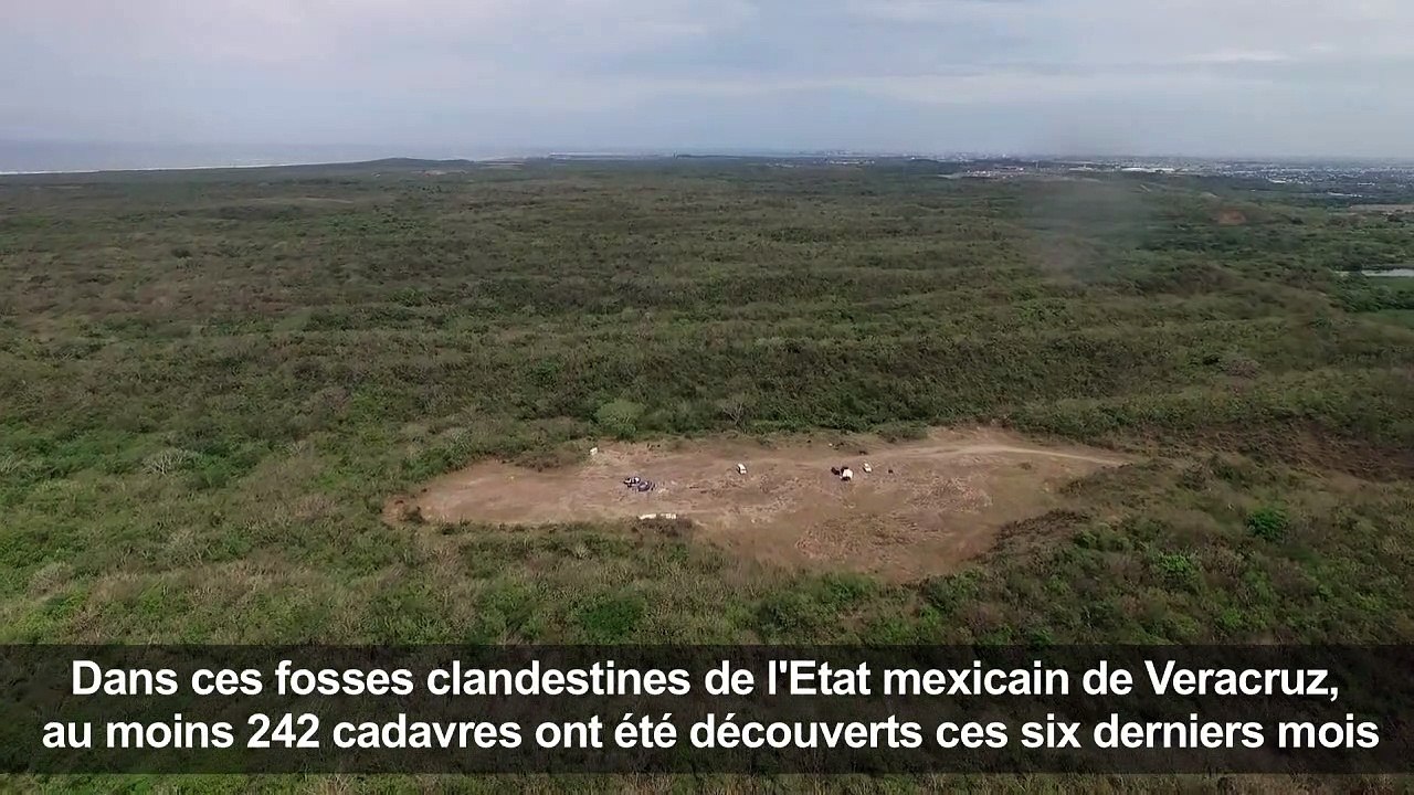 Mexique: images des fosses où 242 cadavres ont été trouvés