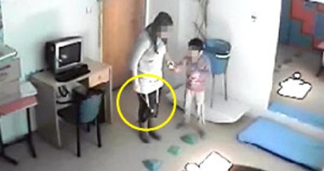 Otizmli Öğrenciye Sopayla Vuran Öğretmene 4 Bin Lira Ceza