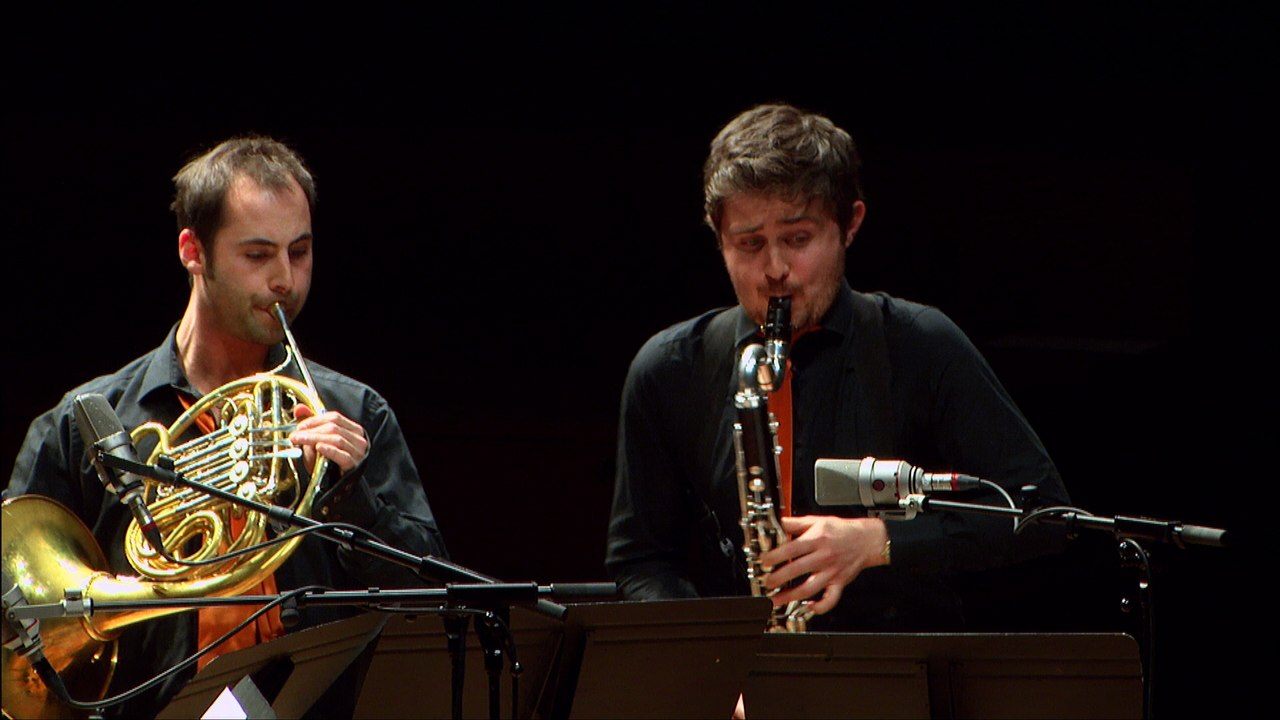 Les Sourds-Doués : "Dvorak Danse slave op.72 n°2" (avec Titine de Chaplin en mashup)