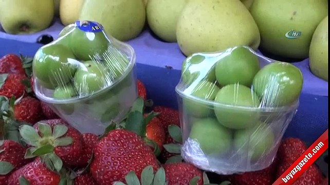 Erik cep yakıyor... Tezgahlara çıkan eriğin kilosu 400 liraya satılıyor