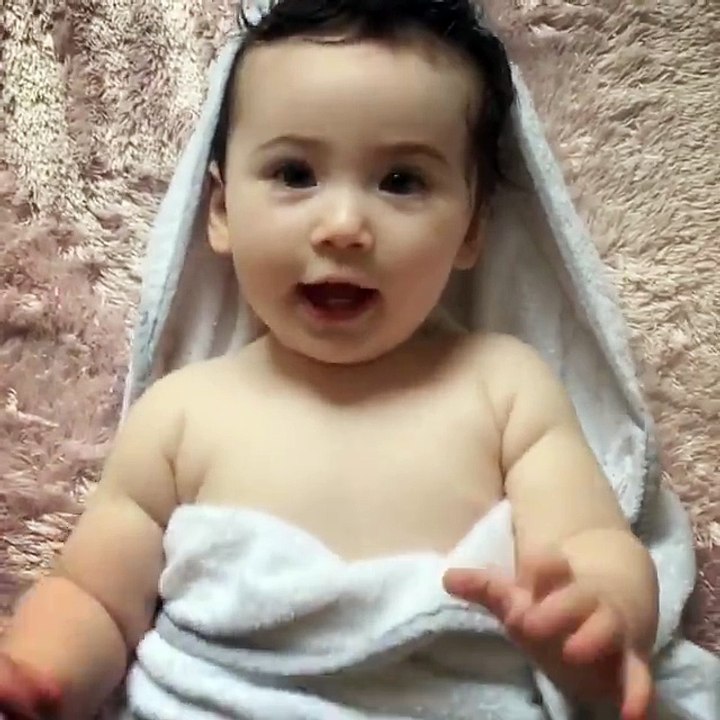 ‪Cute Babies‬[7]