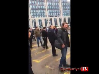 Grammeşin davasını izlemeye gelenlere polis müdahalesi